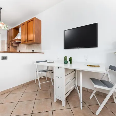 Casa Da * Rho